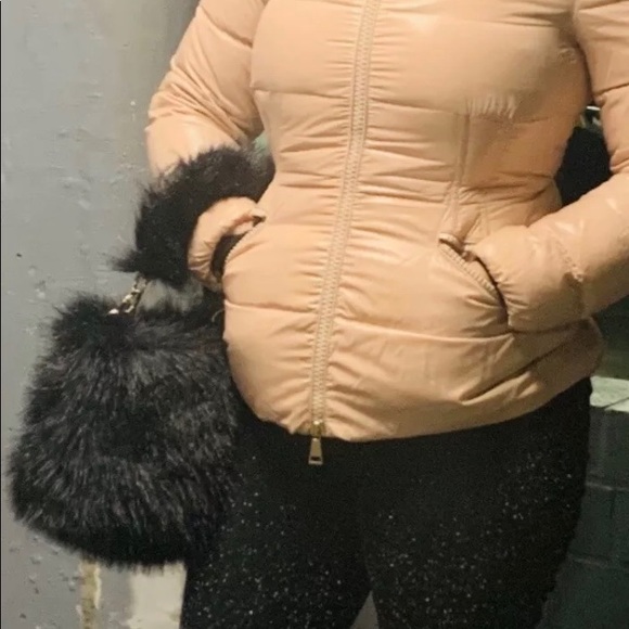 Handbag - Picture 2 of 2